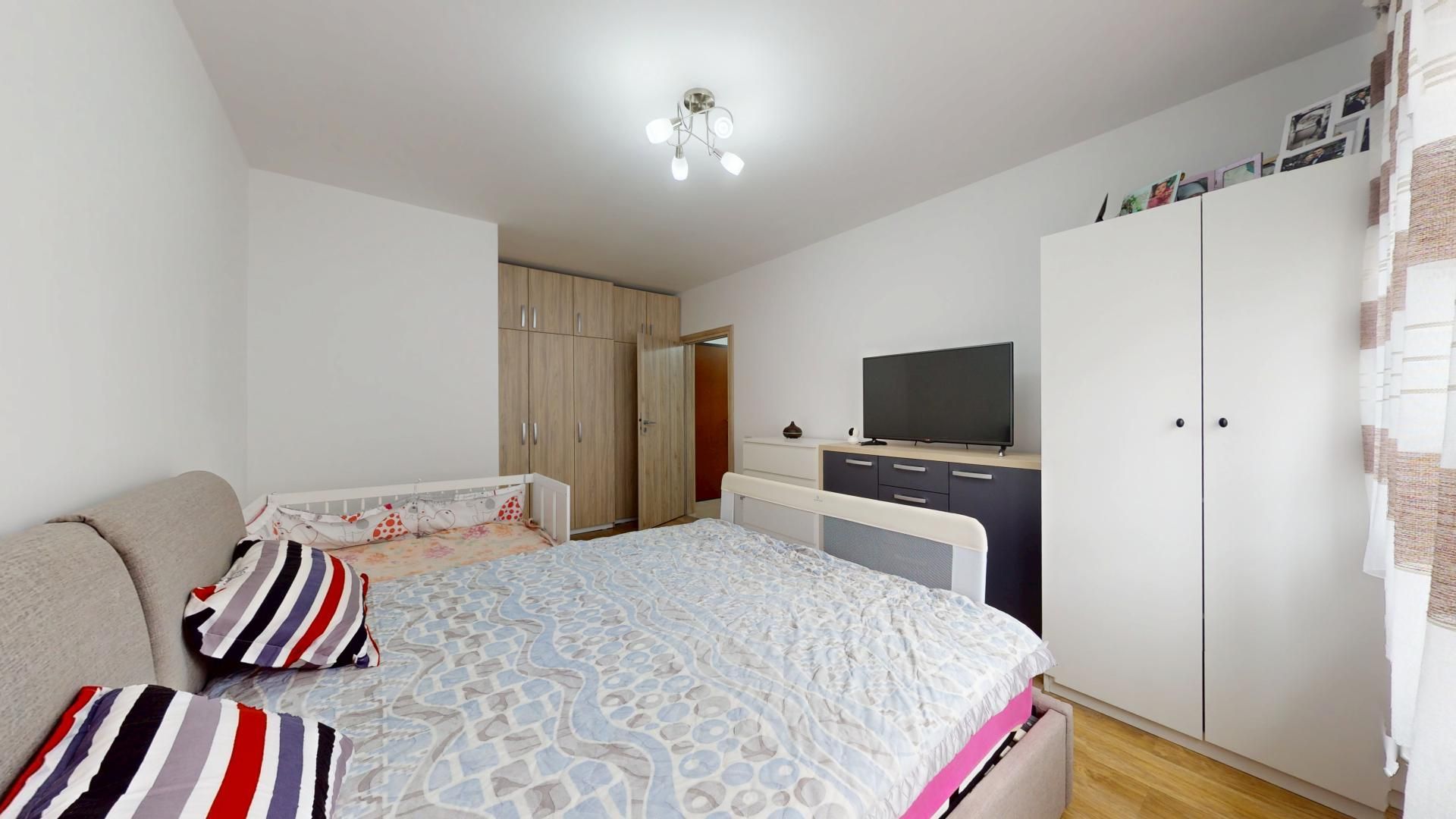 Apartament 2 camere decomandat Dobroiesti - Str. Doinei - Poză 7