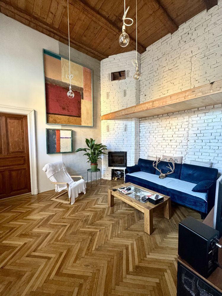 Apartament deosebit în centrul Clujului. Parcare in Curte. - Poză 1