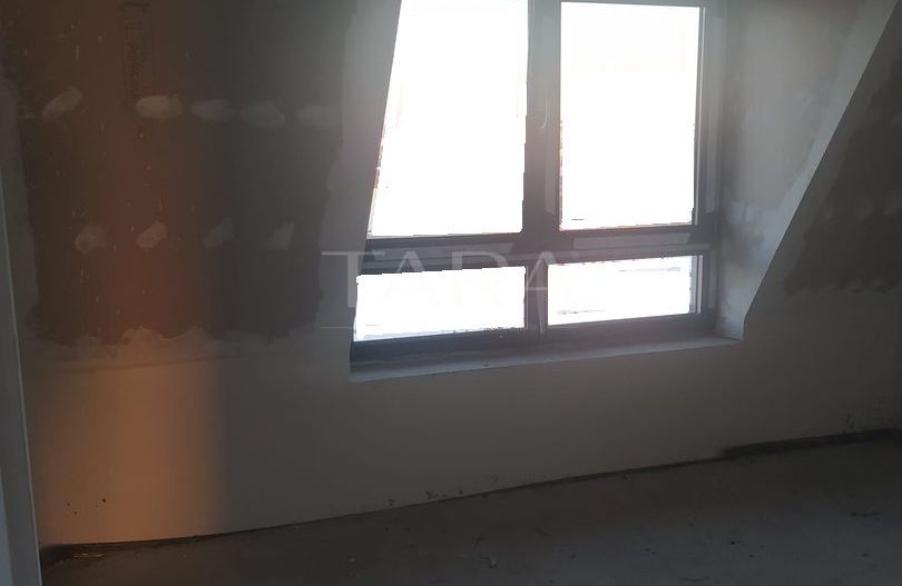 Casa de vanzare tip duplex in cartierul Europa,zona Bibescu - Poză 16