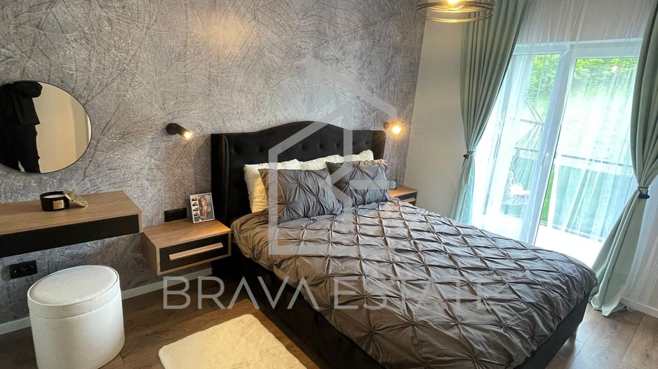 Apartament 2 camere, 53mp, terasa, parcare, zona Teilor - Poză 1