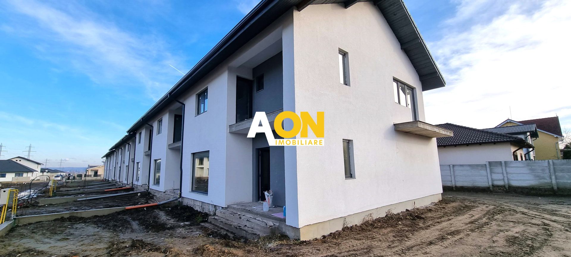 De vanzare casa tip insiruit 367 mp teren zona Alba Micesti - Poză 2