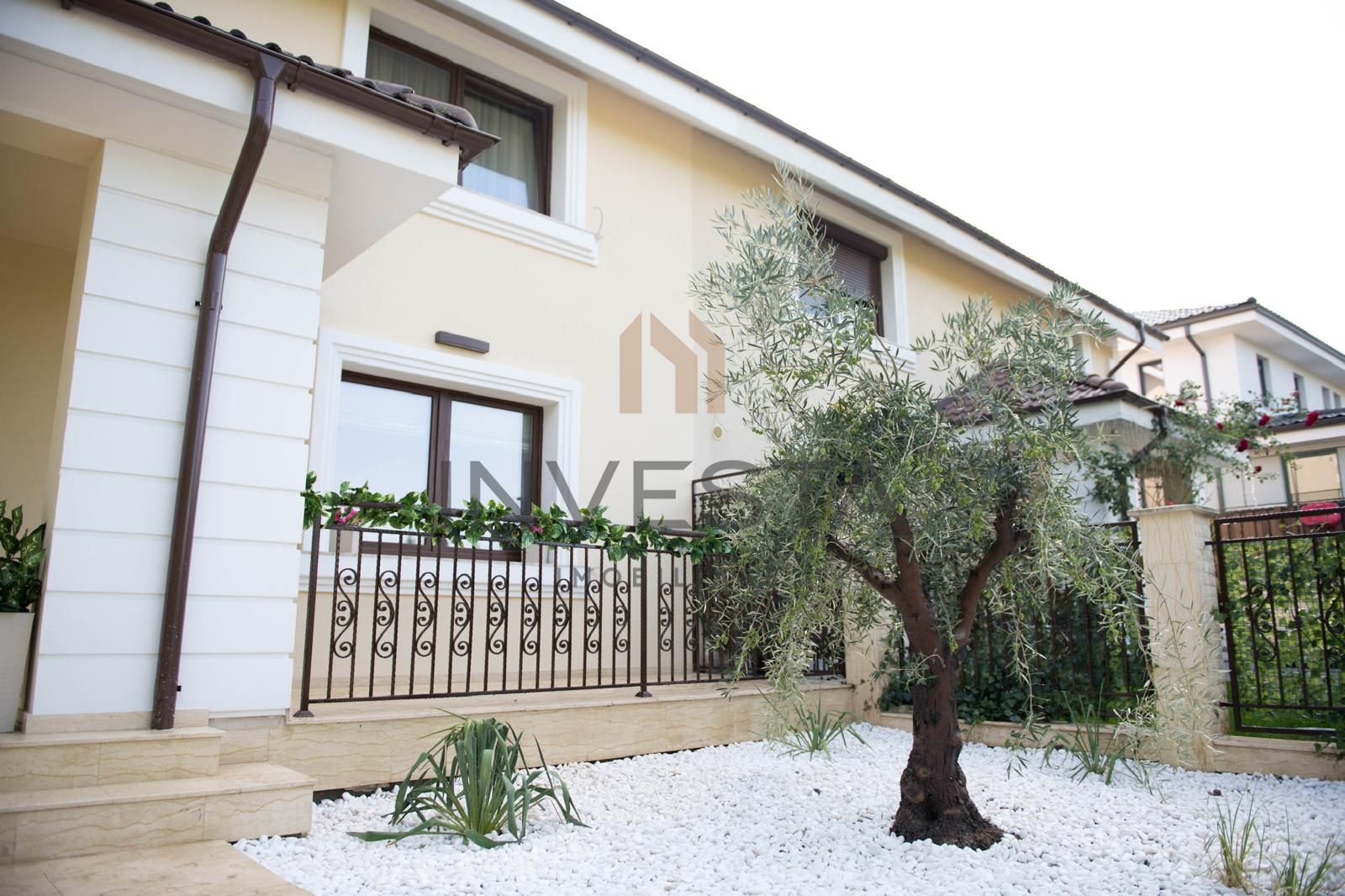 Casa spectaculoasa de inchiriat cu pisicina exterioara, zona Borhanci - Poză 38