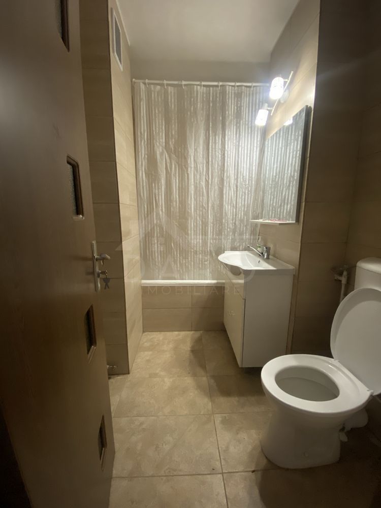 Închiriere apartament cu 2 camere - Poză 4