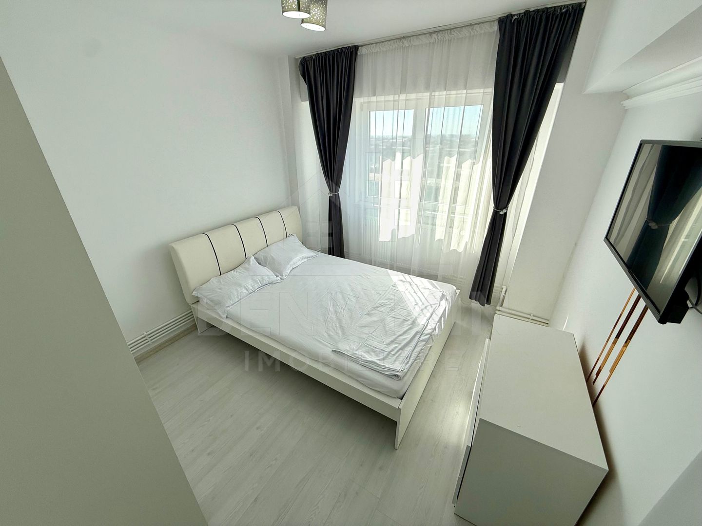 2 decomandate - centrala proprie - AC - mobilat - utilat - Rovine - Poză 3