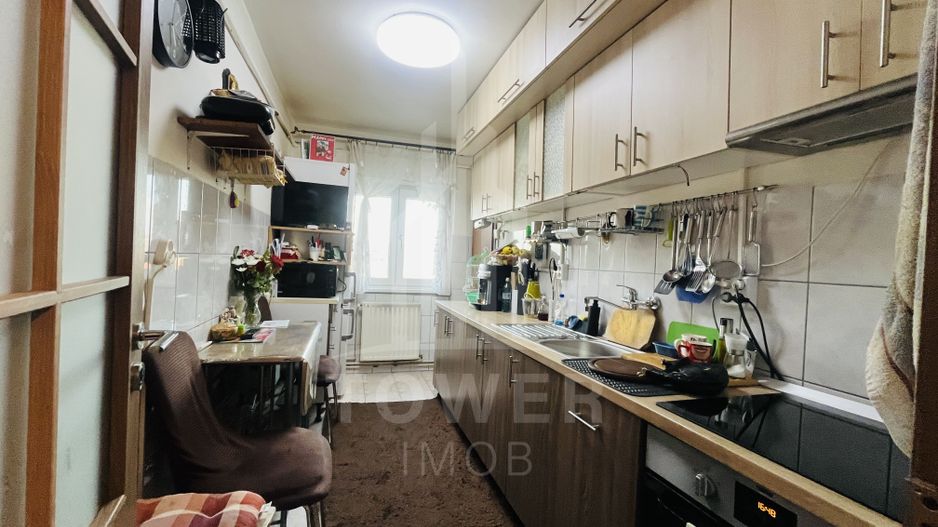 Apartament 3 camere-Vasile Aaron - Poză 1