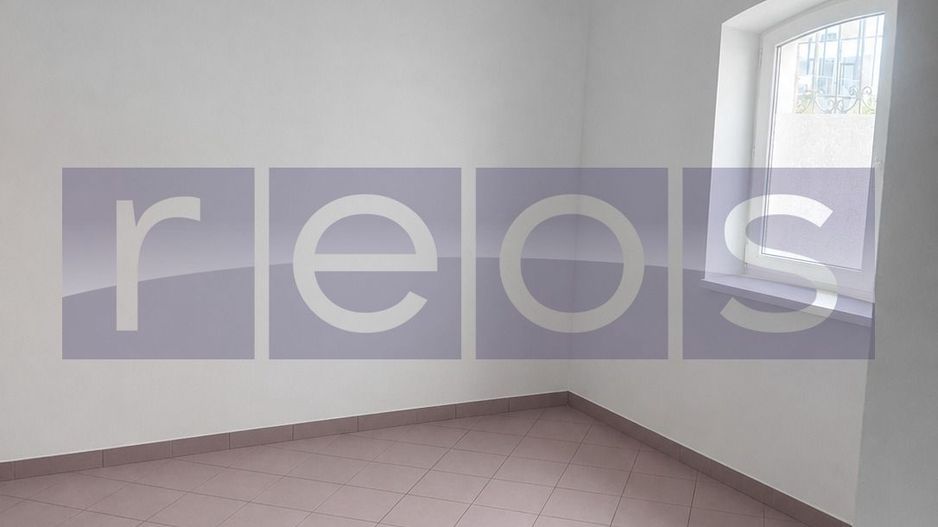 DE INCHIRIAT VILA 6 CAMERE | CURTE PROPRIE | 3 INTRARI SEPARATE | COTROCENI - Poză 3