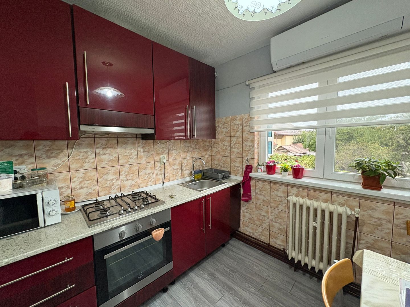 Casa tip duplex - 4 camere, balcon si curte proprie - Zona Lazaret - Poză 20