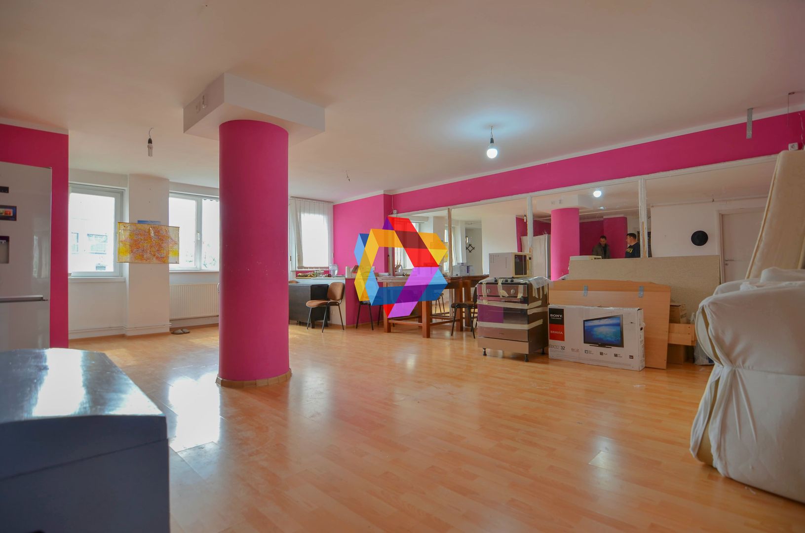 Apartament cu trei camere, zona Centrul Civic - AFI 87 mp - Poză 1