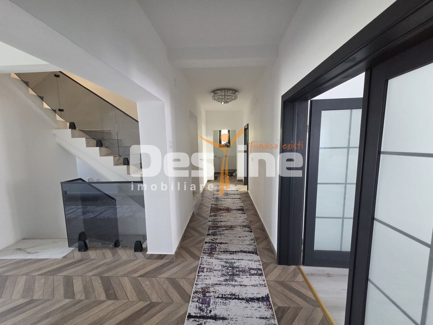 Vilă de lux REDIU | 6 camere, 405mp utili, 1500 mp teren, loc parcare - Poză 10