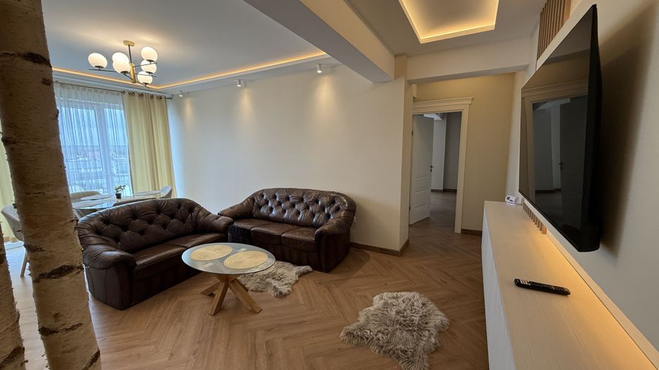 Apartament spațios și luminos cu 3 Camere I Rădăuți - Poză 16