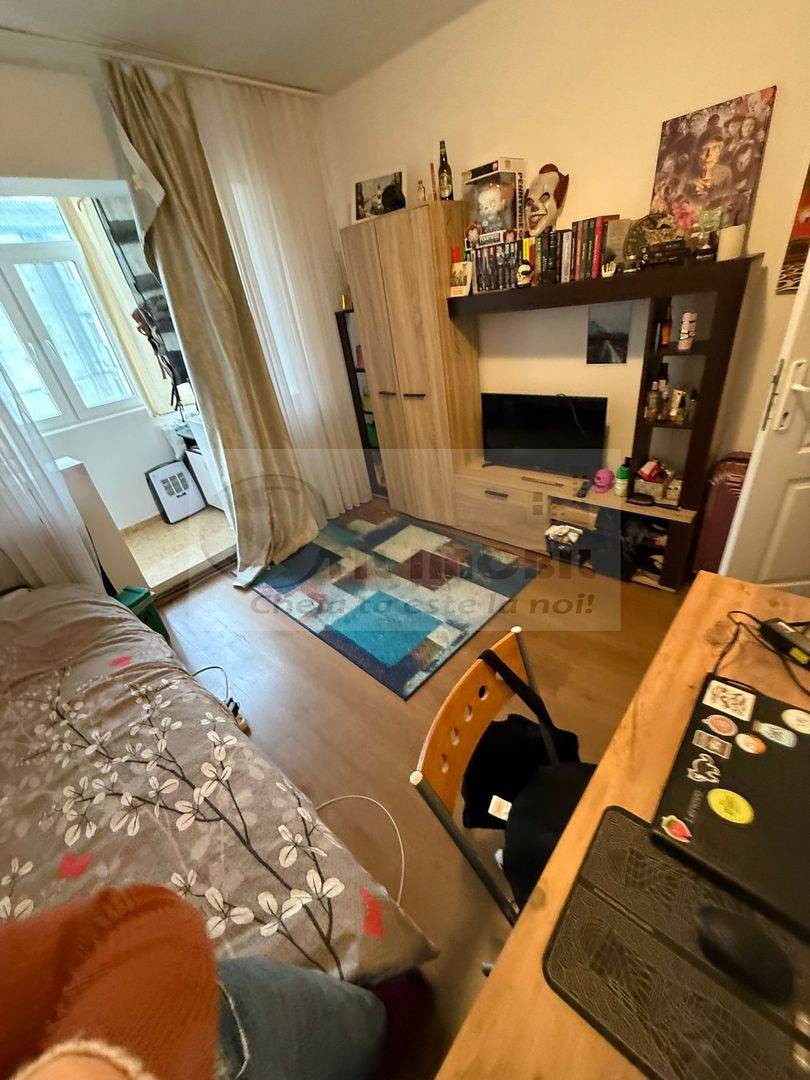 Apartament 2 camere, investiție cu chiriași 92000 EURO - Poză 1