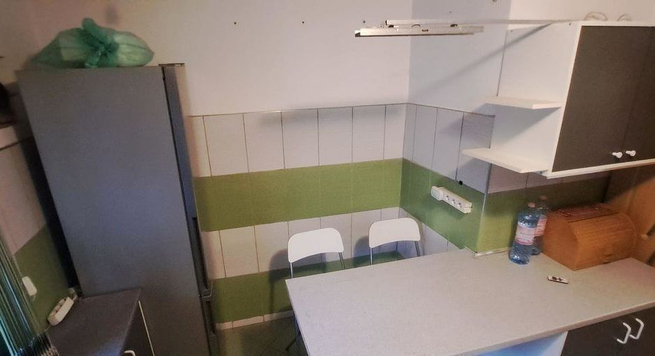 Ap.3 cam de inchiria | 73mp | Parter | bloc reabilitat | 13 Septembrie-Botorani - Poză 2