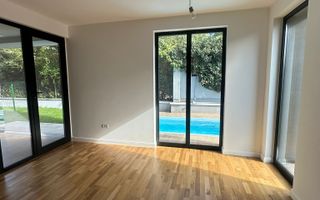 Vila cu 5 camere cu piscina proprie - scoala Americana - Poză 11