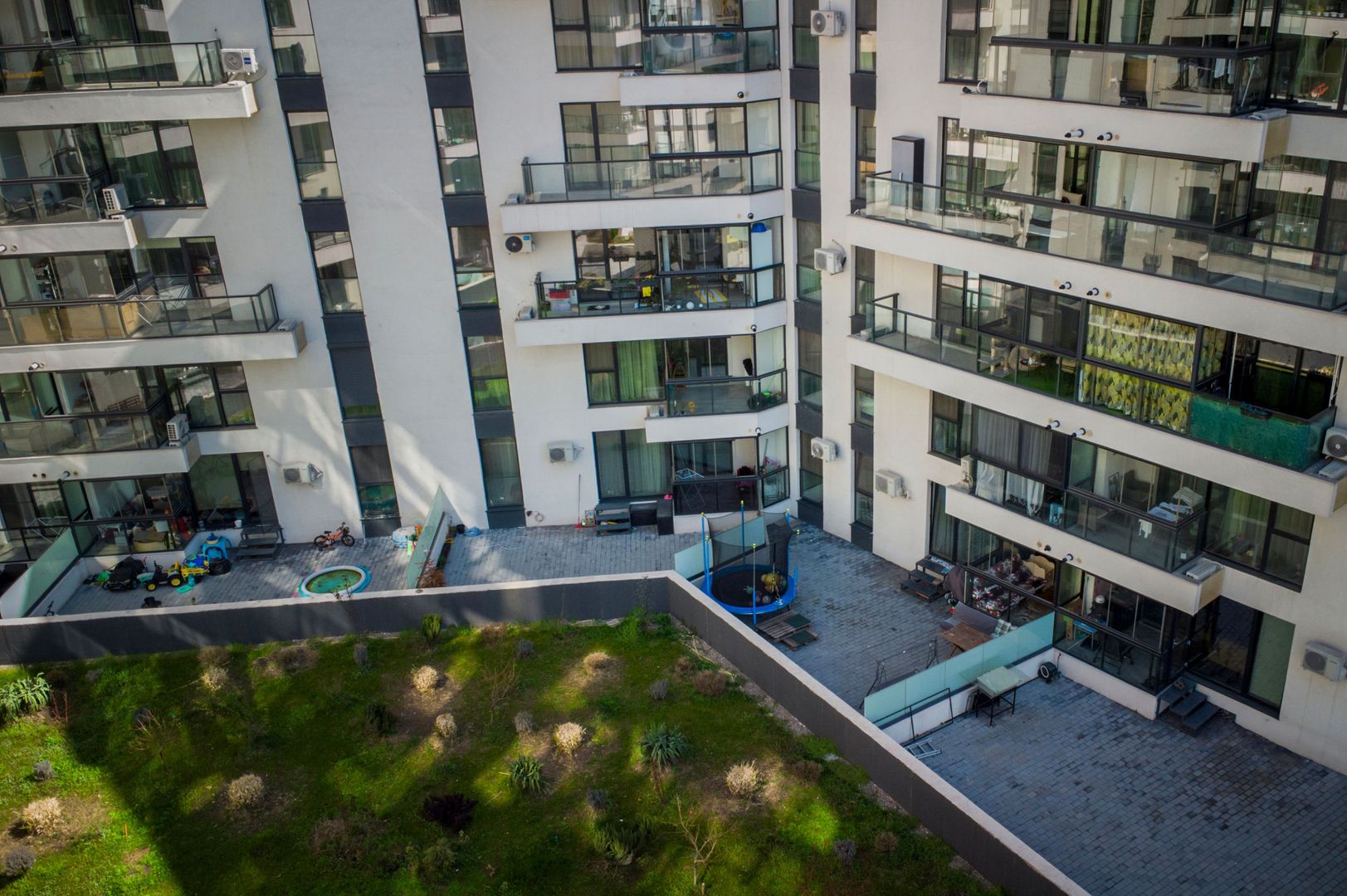 Apartament cu 3 camere si terasa de 49mp, Tomis Nord- Constanta - Poză 24