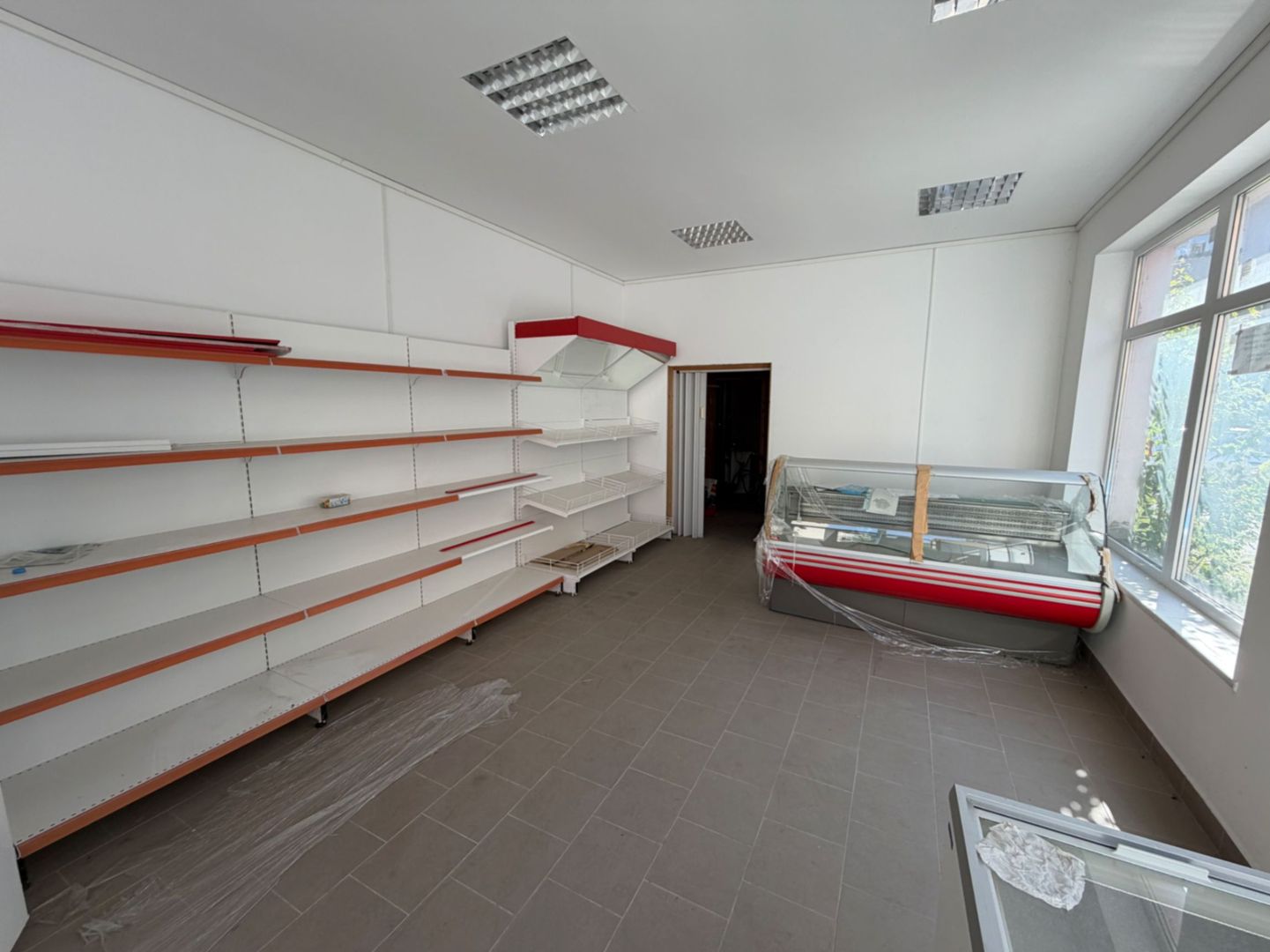 Spatiu Comercial de vanzare, Cugir - Poză 1