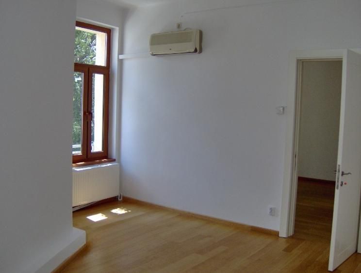 De Inchiriat Apartament 6 camere, C. Victoriei - Sala Palatului sect 1 - Poză 6