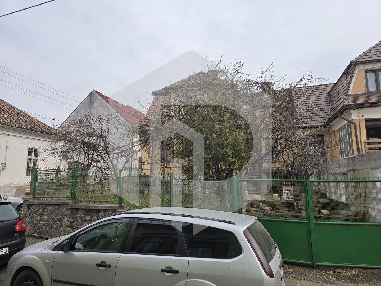 Casa individuala 4 camere zona Transilvaniei - Poză 1