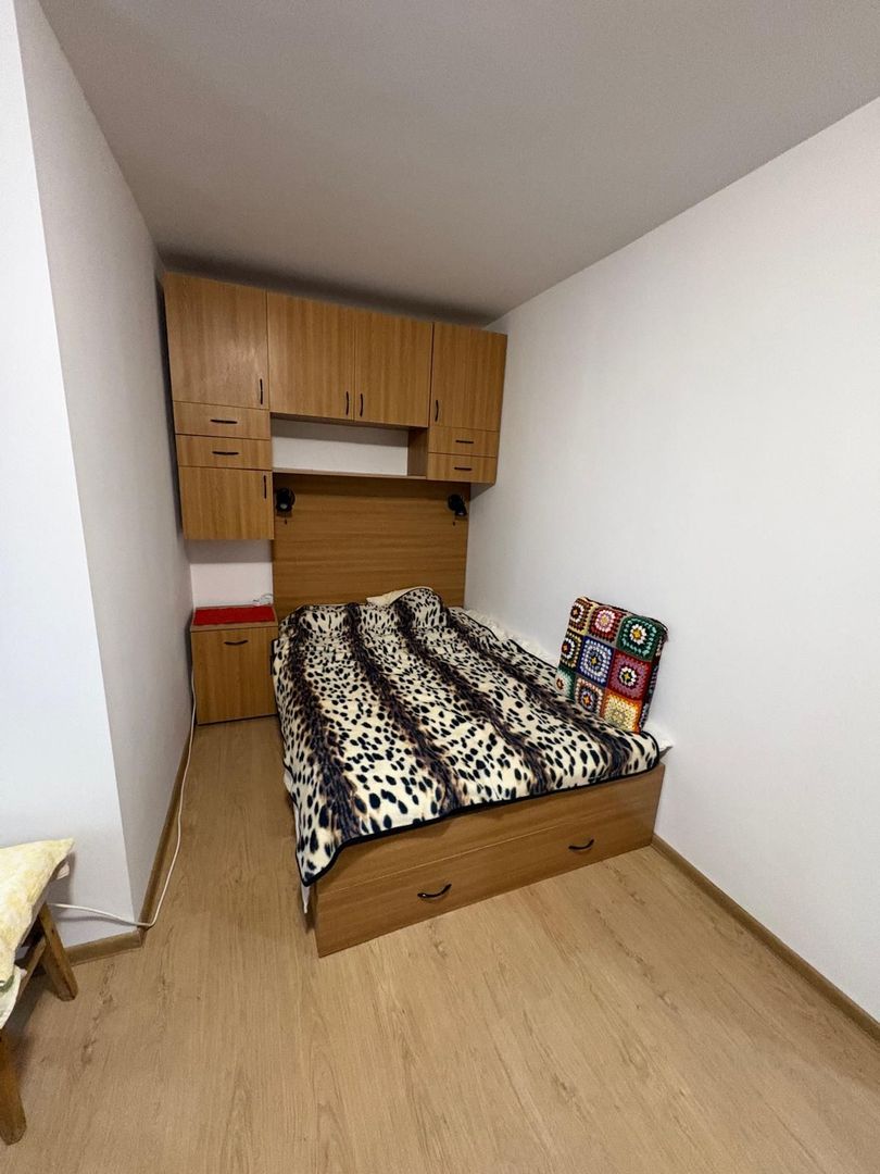 Vanzare Garsoniera zona Giulesti - Poză 2