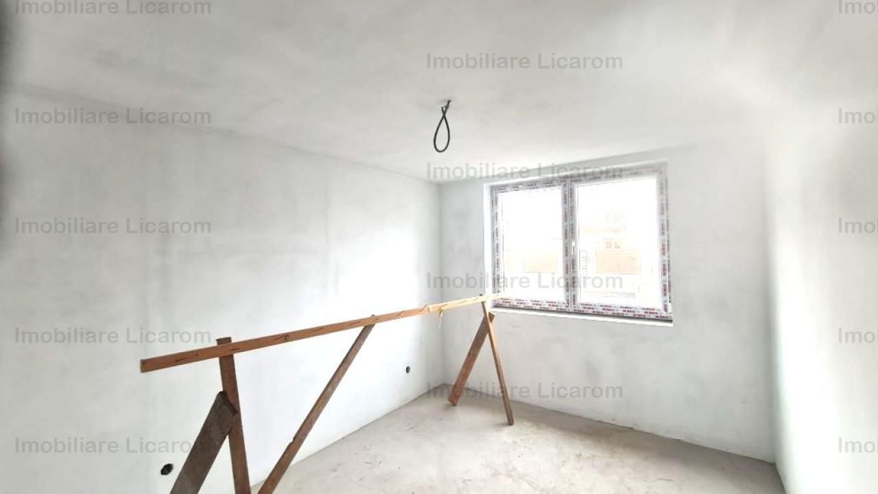 Vila Stupini P+E, 5 camere,curte,acces auto.(Parte Duplex) - Poză 13