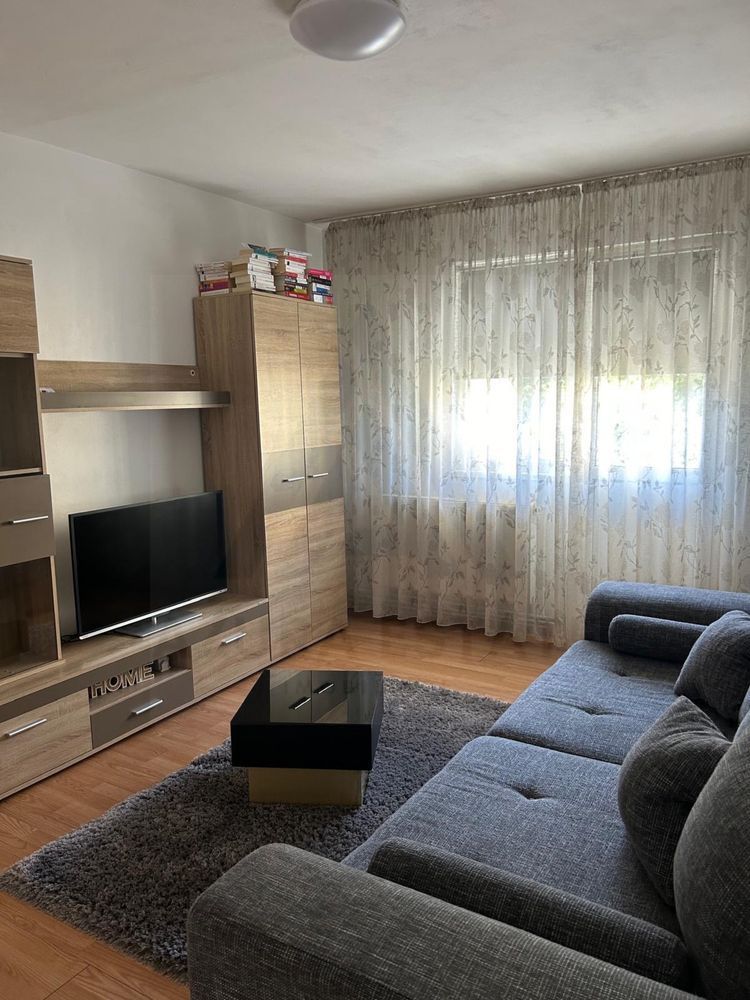 Apartament cu 2 camere 45 mp balcon etaj 2 in zona Rahovei - Poză 2