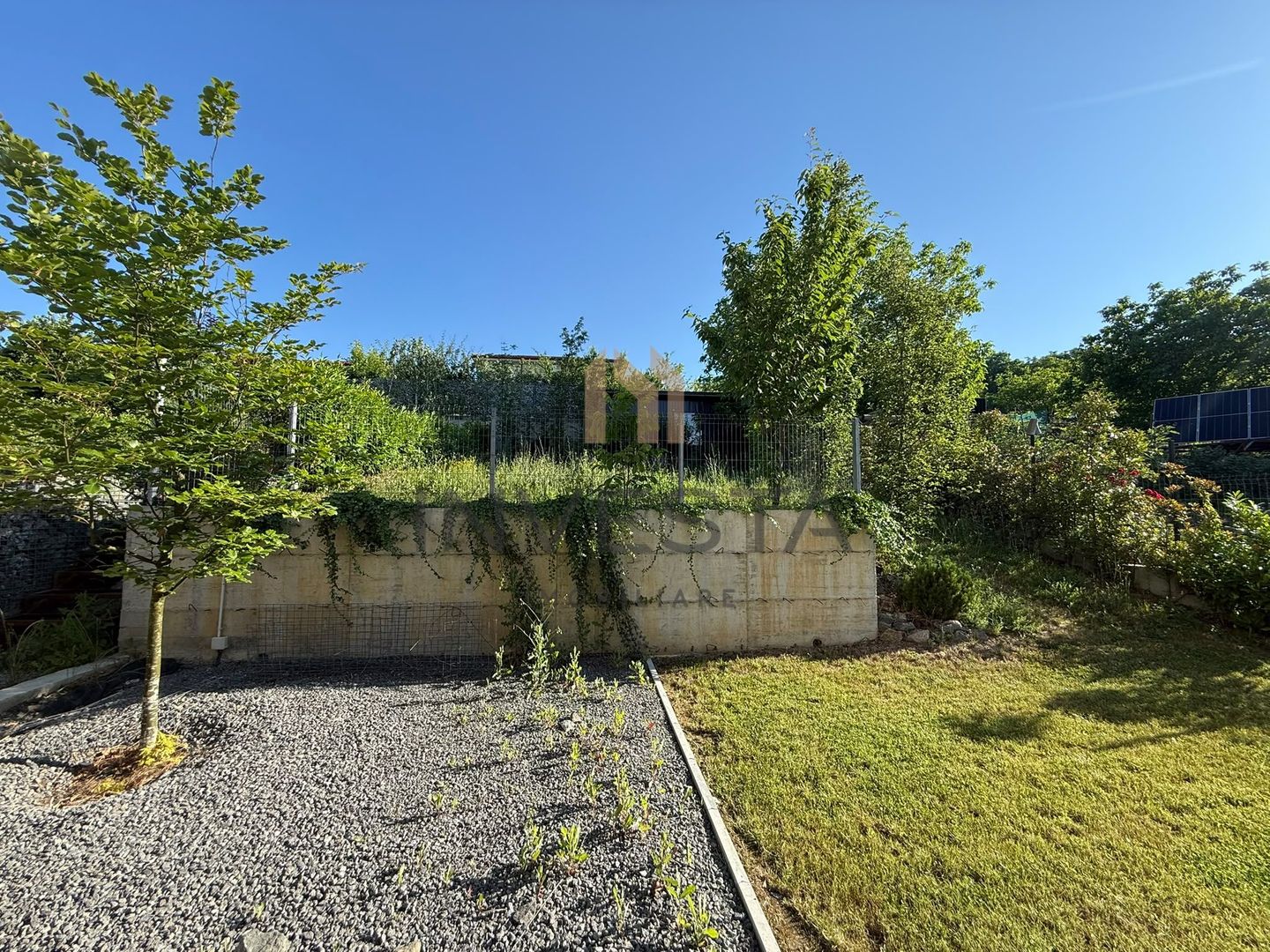 Casa moderna cu terasa panoramica de 40 mp, zona Voronet, Iris - Poză 11