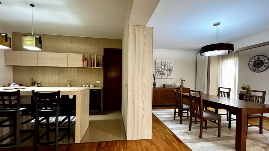 Casa spațioasă și primitoare cu garaj dublu, în Braytim – Soarelui - Poză 7