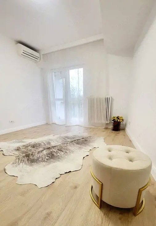 De Vanzare apartament 2 camere Cismigiu sect 1 - Poză 2