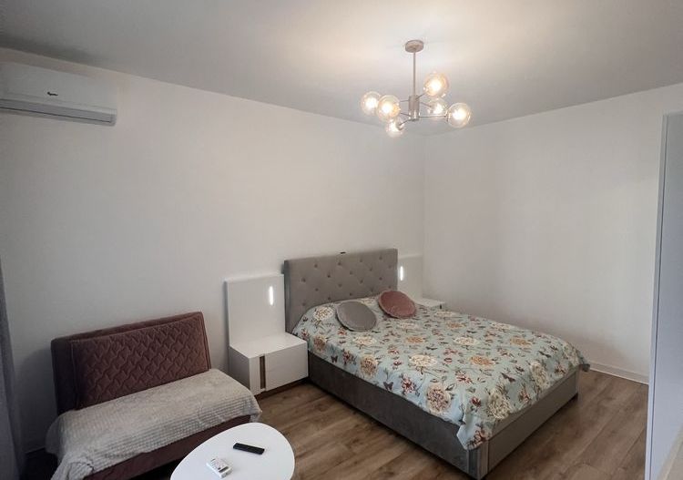 Inchiriez garsoniera Exigent Plaza - Faza 4 (loc parcare inclus) - Poză 2