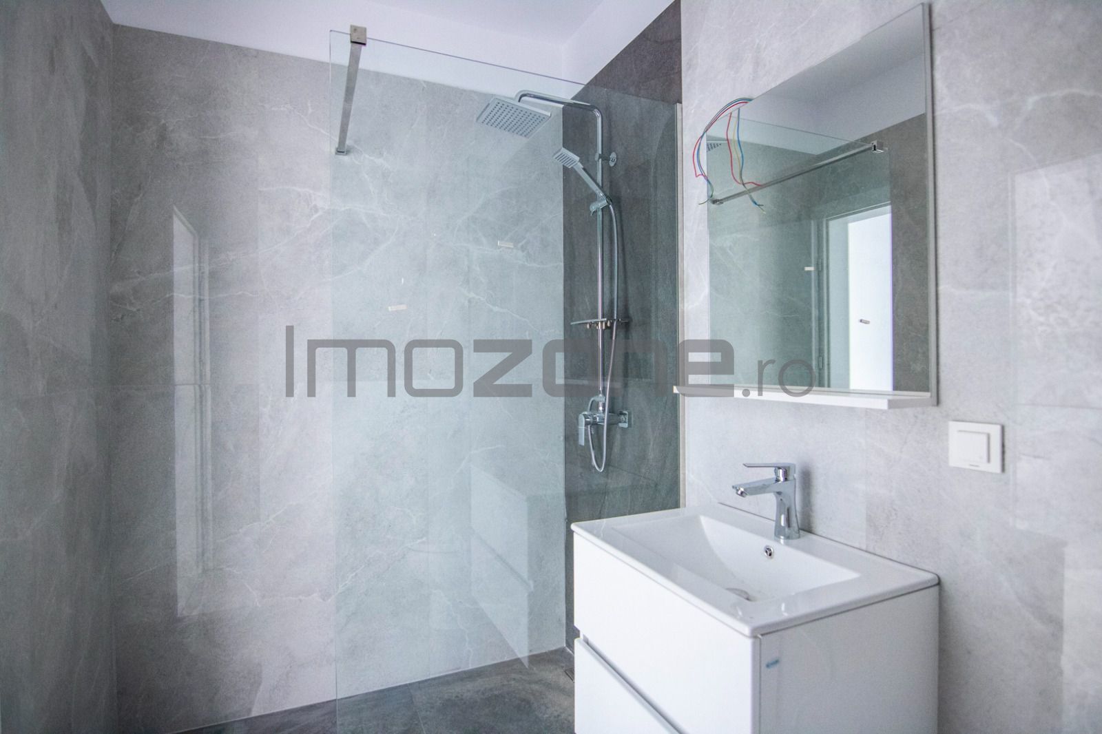 Apartament cu 3 camere finisat premium, PLAZA ROMANIA, mutare APRILIE - Poză 10