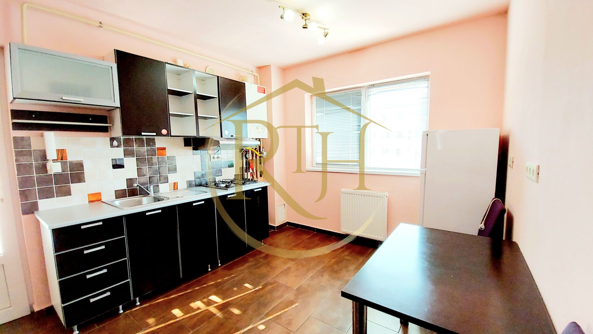 Apartament 1 camera, spatios, centrala, parcare, sala de fitness, Complex - Poză 9