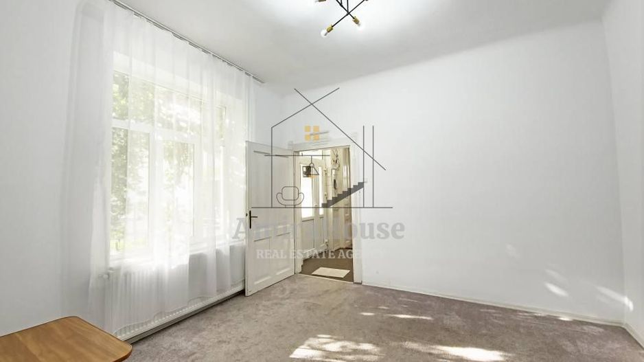 Casa alipita de inchiriat Gruia pt sediu firma, birou, locuinta - Poză 4