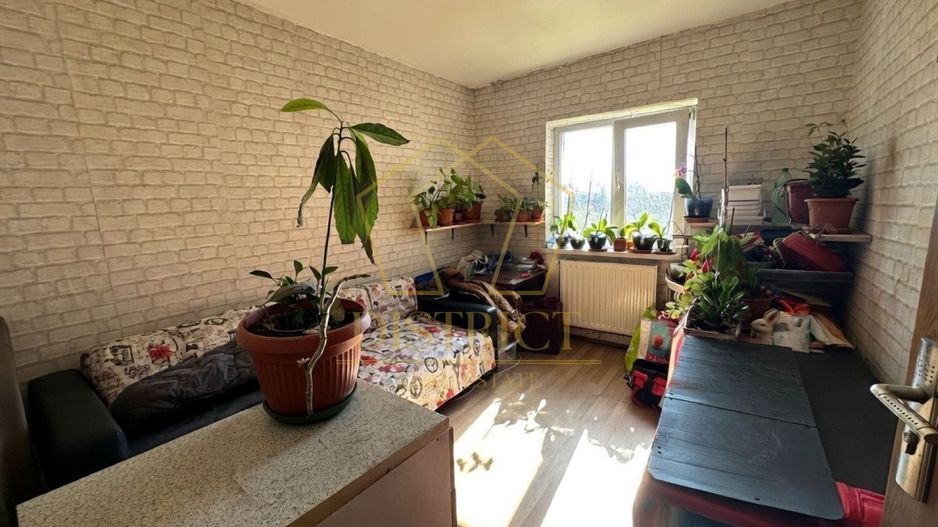 Apartament spatios cu 4 camere | Zona Sagului - Poză 7