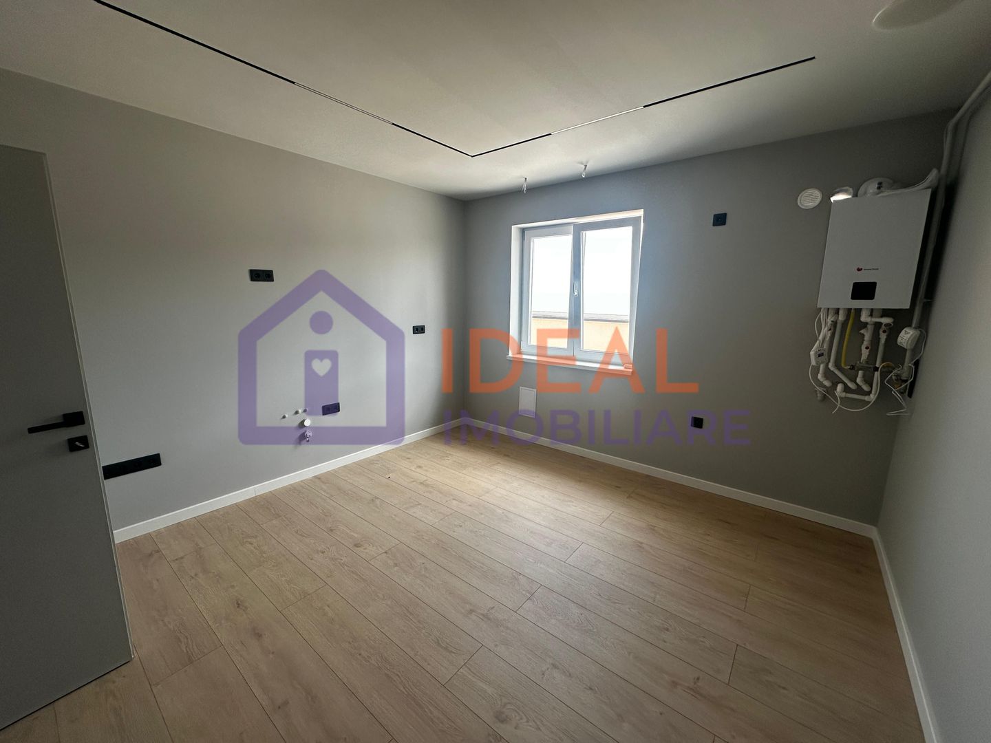 Penthouse cu 3 camere LA CHEIE, cu terasa de 191mpu, zona Calea Surii Mici - Poză 10