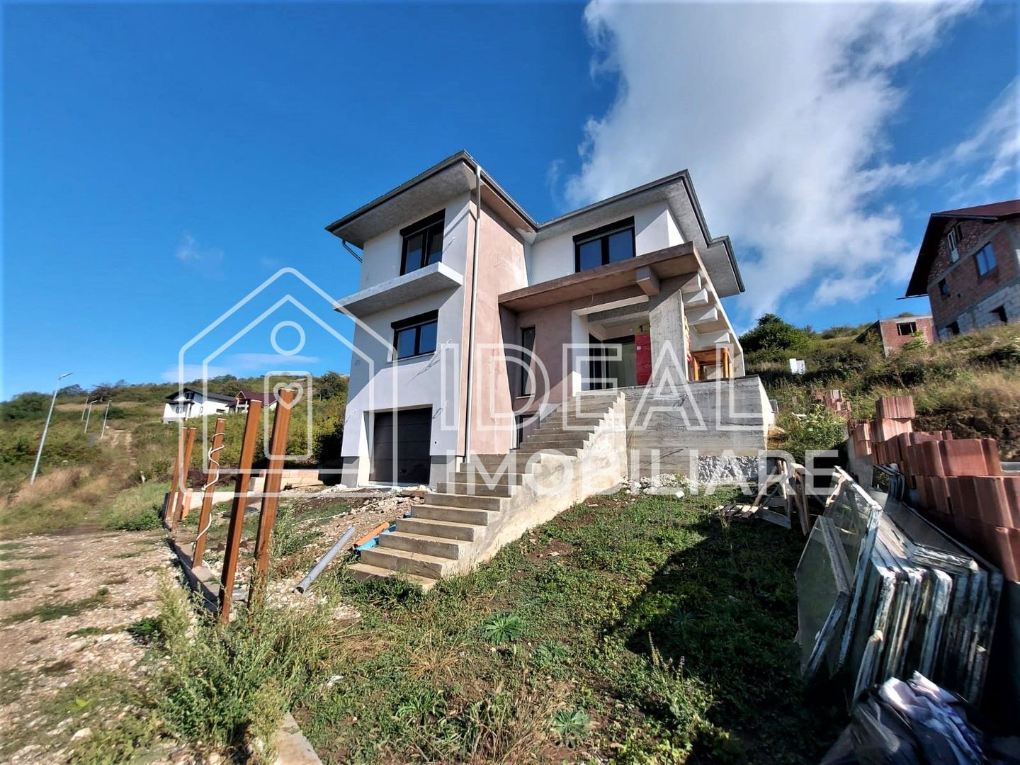 Casa Individuala Moderna cu 4 camere  si garaj, in Sura Mare - Poză 6