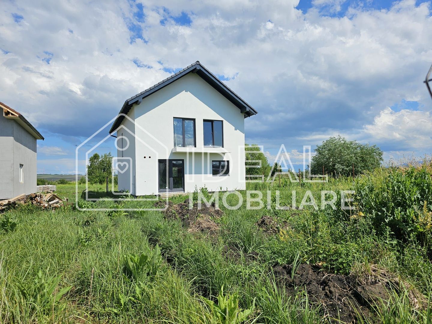 Casa Individuala Moderna cu 265 mp de curte, Sura Mica - Poză 5