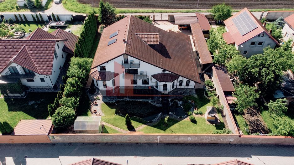 Proprietate de lux în Ghimbav, la doar 10 minute de Brașov - Poză 37