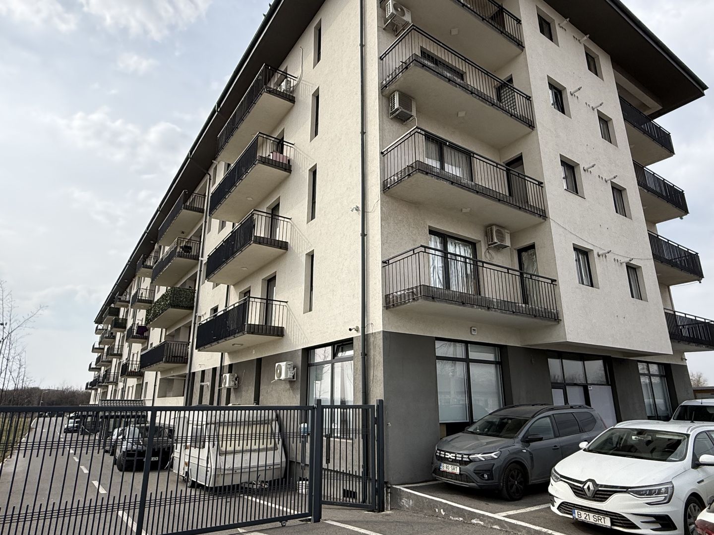 Ap 3 camere 94 mp - terasa 16 mp -loc parcare- bloc nou 2021 - Poză 19