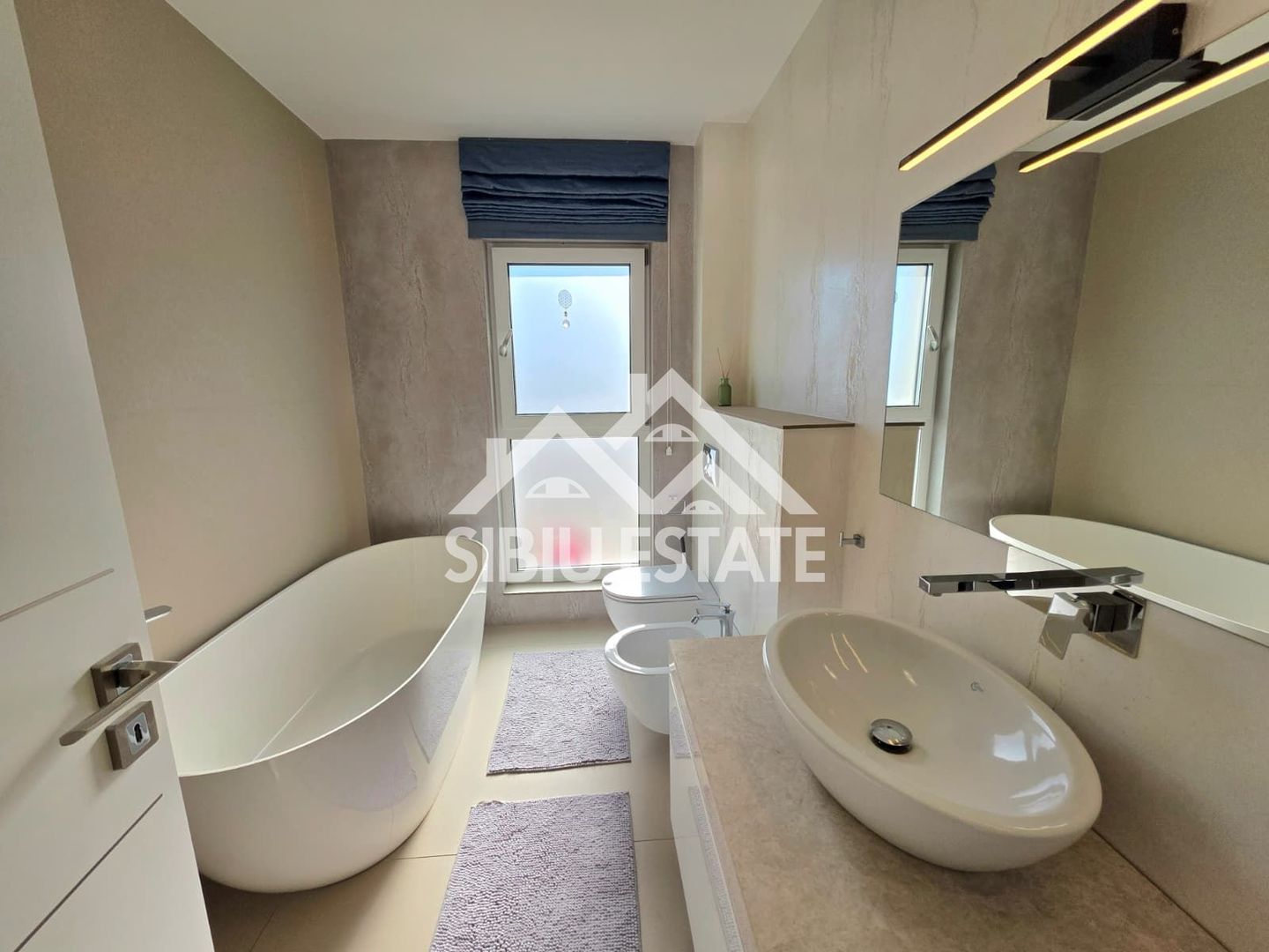 Apartament 4 camere cu terasa si pod, mobilat utilat - Poză 7