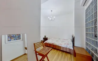 Blvd. Balcescu langa metrou Universitate, 4 camere, terasa de 50mp, 3 bai - Poză 26