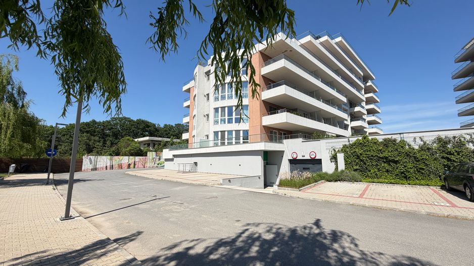 Apartament 3 camere | Terasă de 24,7 mp | Lebăda Lake Residence - Poză 22
