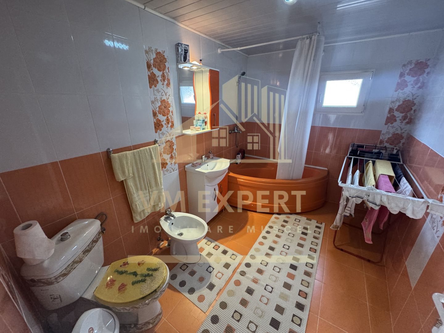 VILA 5 CAMERE, TEREN 600 MP, RUCAR - Poză 18