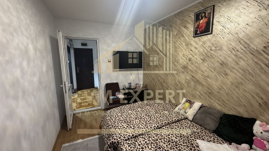 APARTAMENT 3 CAMERE ETAJ 3 VISOI - Poză 10