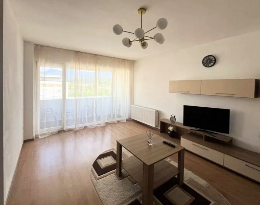 Un apartament care bifează exact ce contează spațiu lumină liniște și parcare - Poză 2