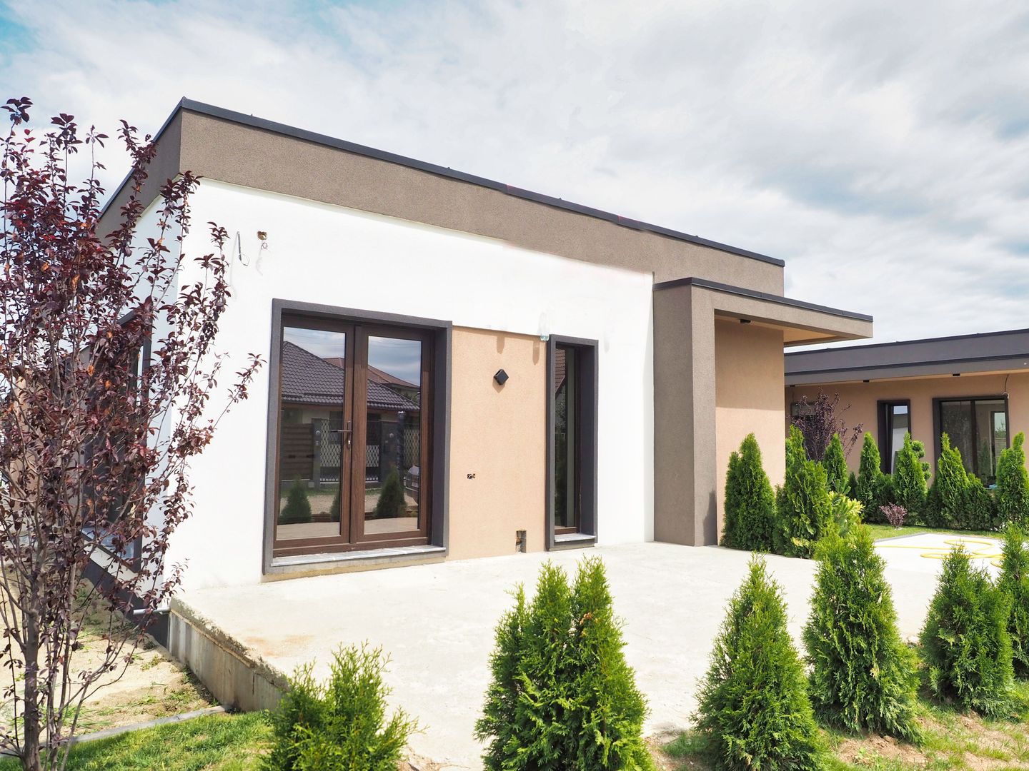 VANZARE CASA INDIVIDUALA-Finisata -Panouri solare-CORBEANCA PADURE - Poză 4