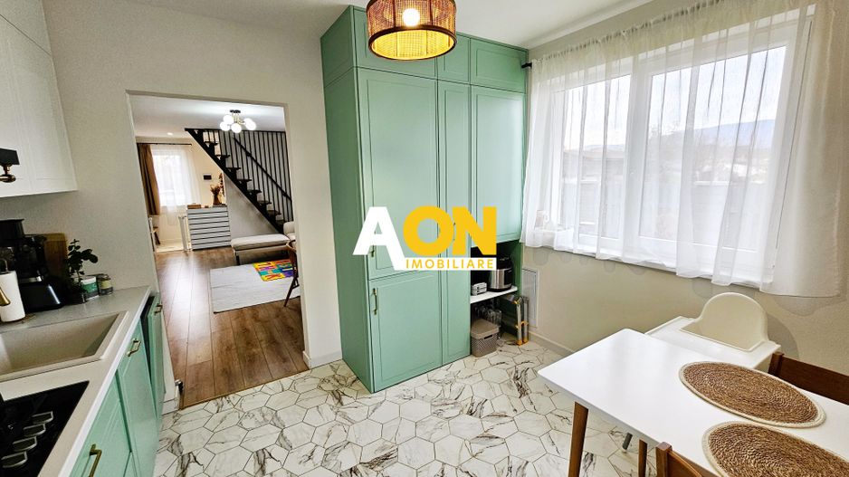 Casa noua, 3 camere + mansarda, mobilata, utilata, 342 mp teren - Poză 5