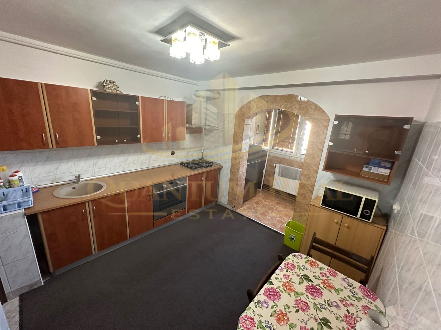 Inchiriez  2 Camere , Centrala proprie,Decomandat , Metrou Dristor - Poză 2