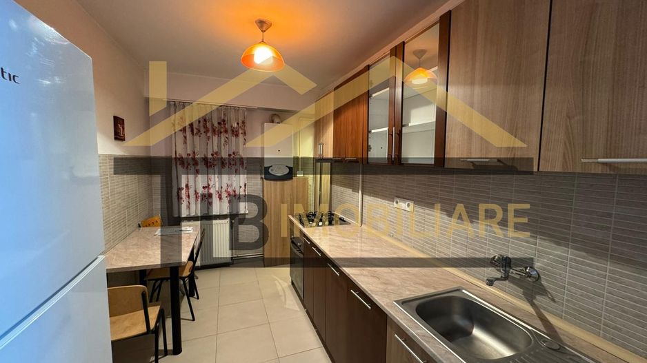 Apartament de 3 camere, 75mp, decomandat, Zona Fortuna - Poză 7