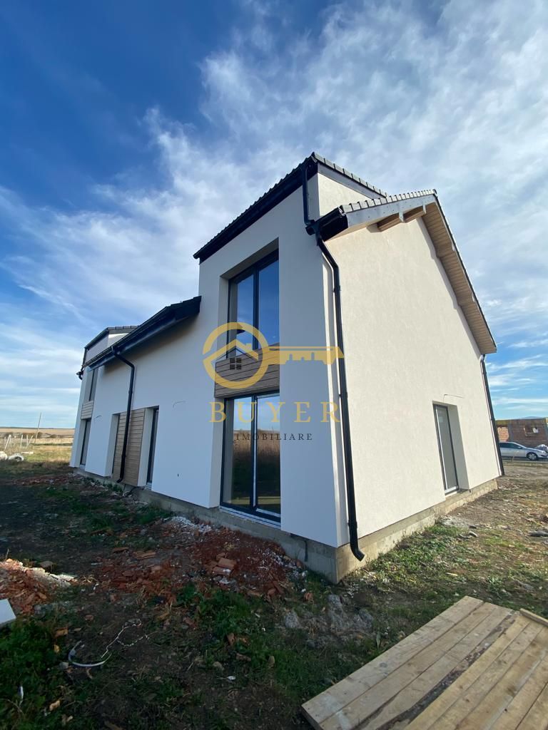 Casa tip duplex 380mp teren- Sura Mica- Ansamblu nou - Poză 5