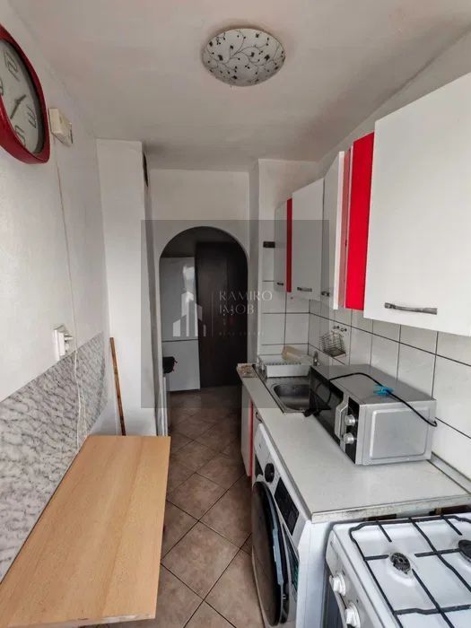 Apartament 2 camere, decomandat, Nitu Vasile/P-ta Sudului, curat - Poză 4