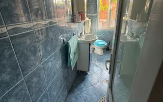 Casa singura in curte zona Mall Vitan - Poză 13